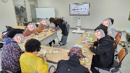 2025년 노인맞춤돌봄서비스 사회참여프로그램 토탈공예 ‘노(老)리터’ A, B조 3회기 진행
